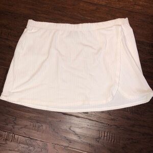 Soft cream mini skirt
